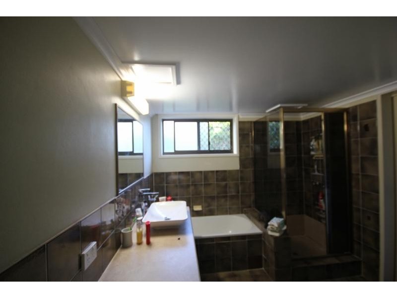 6/5 Pacific Street, Main Beach QLD 4217