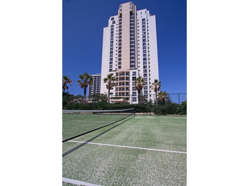 59 Pacific Street, Main Beach QLD 4217