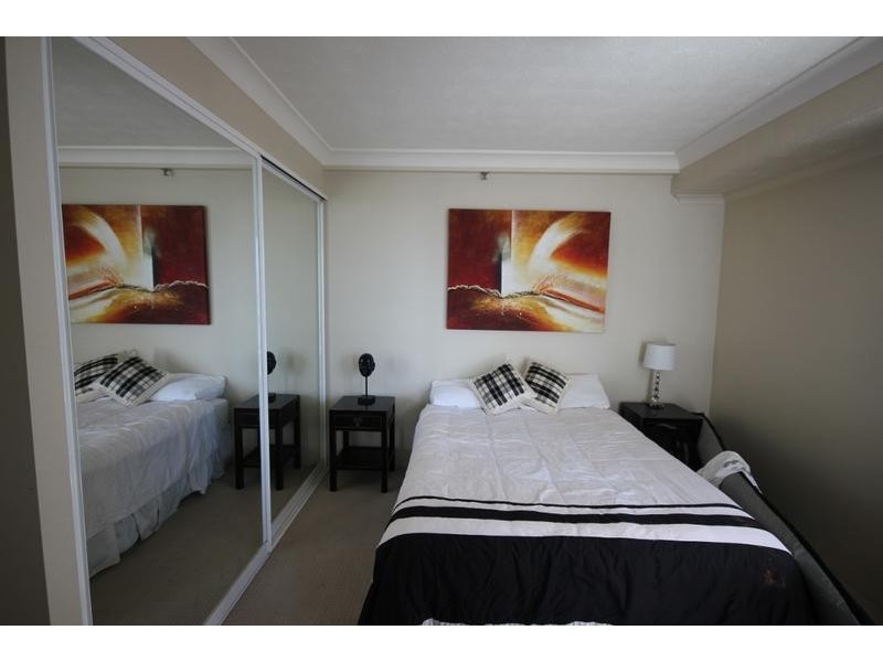 15/20 Cronin Avenue, Main Beach QLD 4217