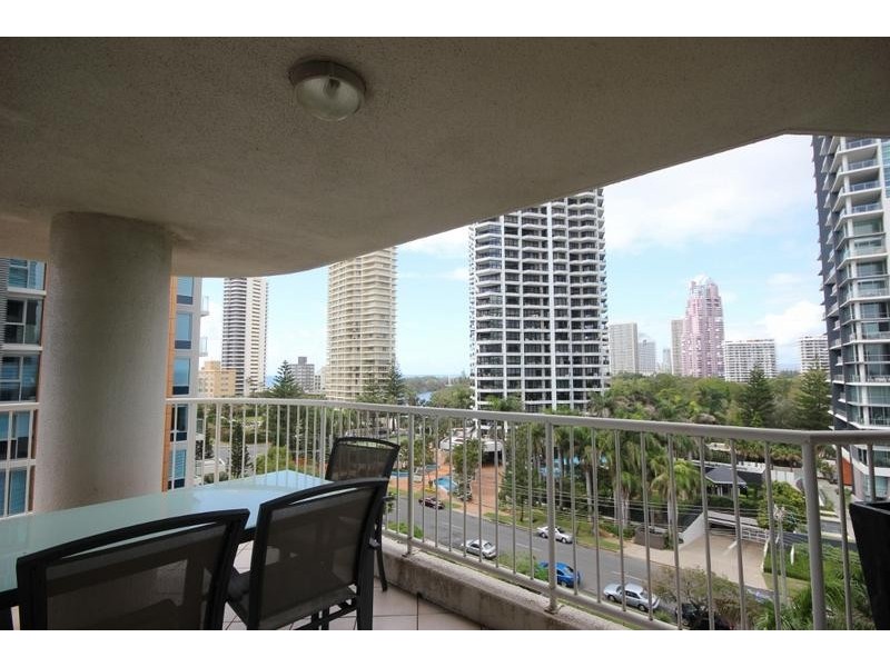 15/20 Cronin Avenue, Main Beach QLD 4217