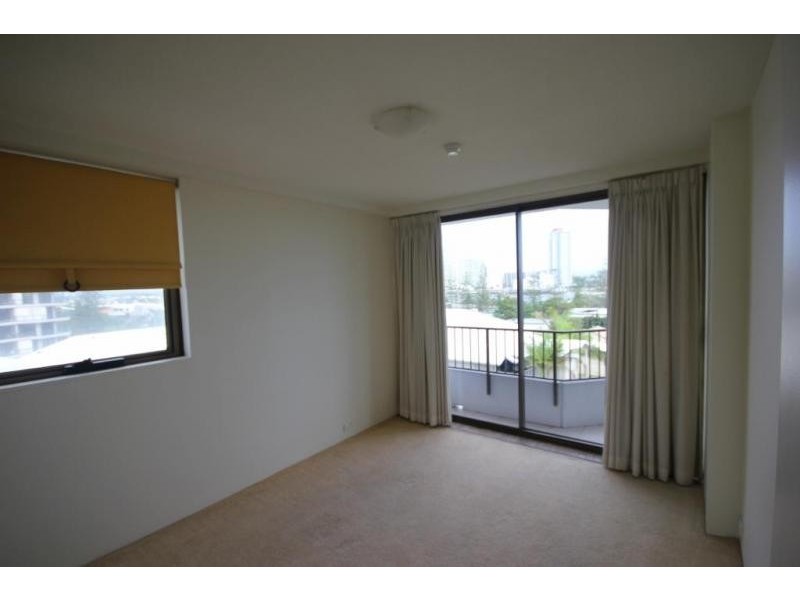 3652 Main Parade, Main Beach QLD 4217