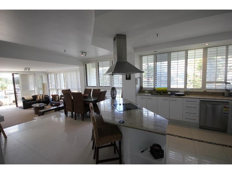 3/14 Macarthur Parade, Main Beach QLD 4217