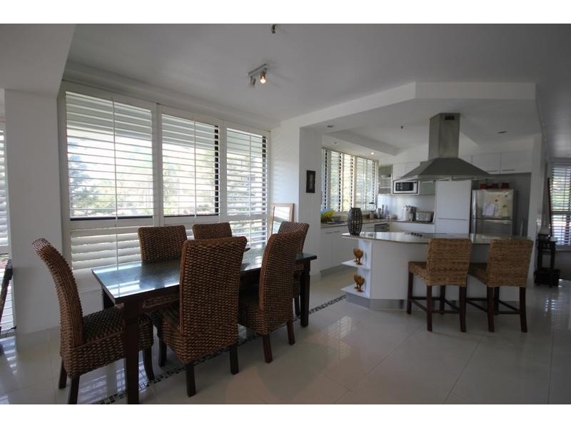 3/14 Macarthur Parade, Main Beach QLD 4217