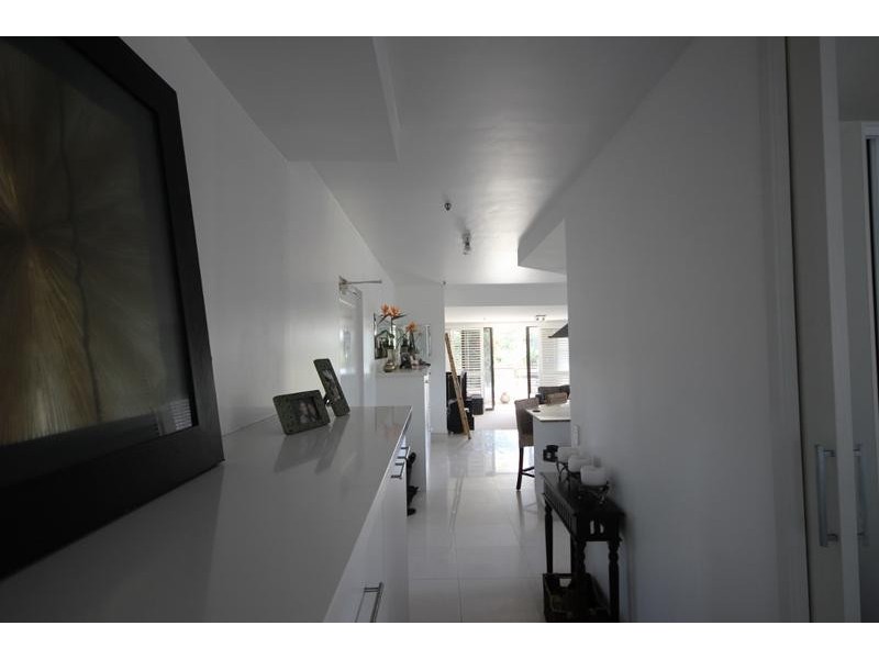 3/14 Macarthur Parade, Main Beach QLD 4217