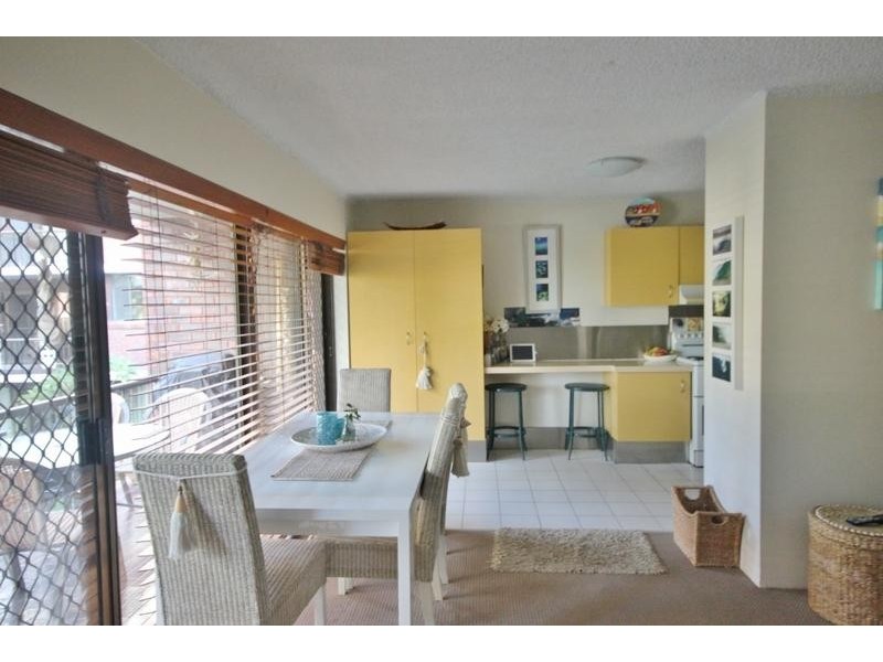 4/3642 Main Beach Parade, Main Beach QLD 4217