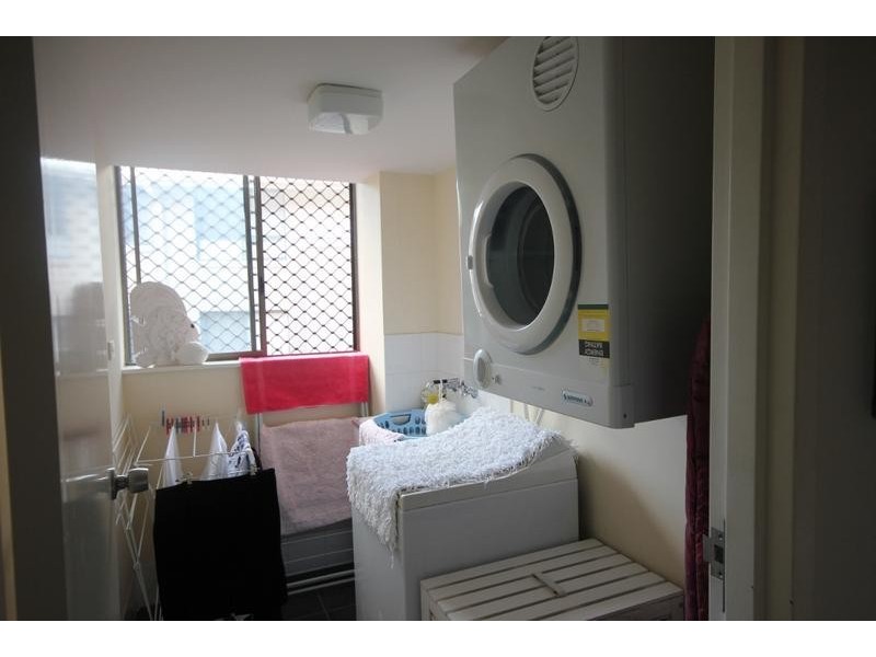 4/3642 Main Beach Parade, Main Beach QLD 4217