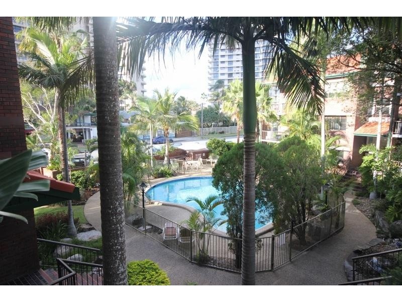 4/3642 Main Beach Parade, Main Beach QLD 4217