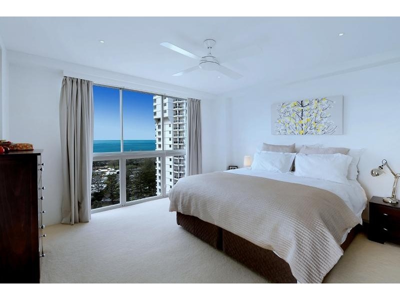 76/11 Hughes Avenue, Main Beach QLD 4217