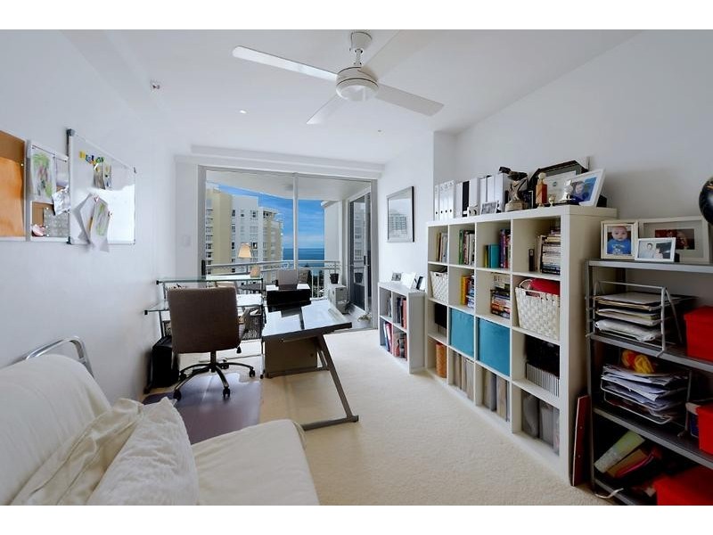 76/11 Hughes Avenue, Main Beach QLD 4217