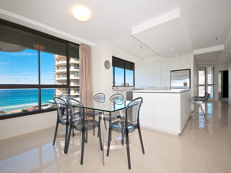 25/14 MacArthur Parade, Main Beach QLD 4217