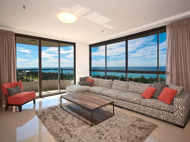 25/14 MacArthur Parade, Main Beach QLD 4217