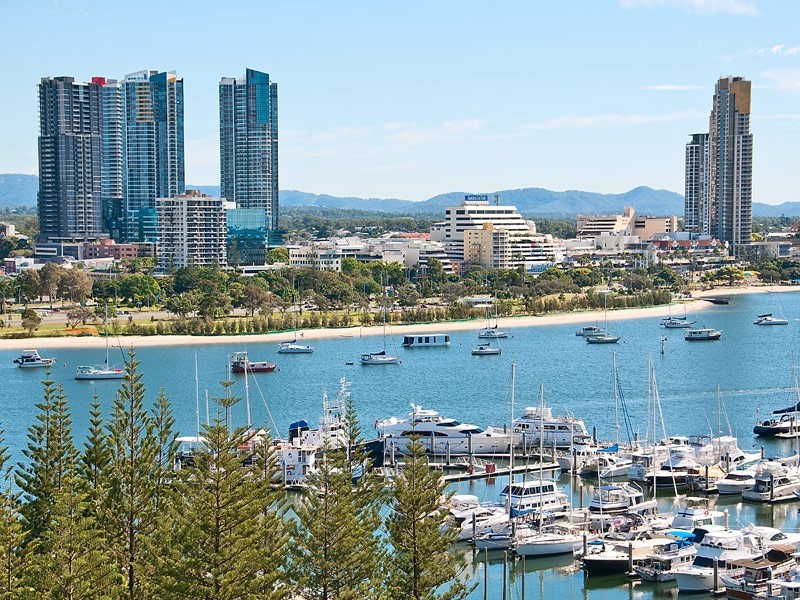 25/14 MacArthur Parade, Main Beach QLD 4217