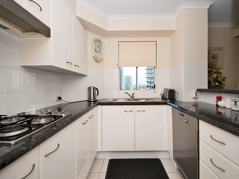 101/59 Pacific Street, Main Beach QLD 4217