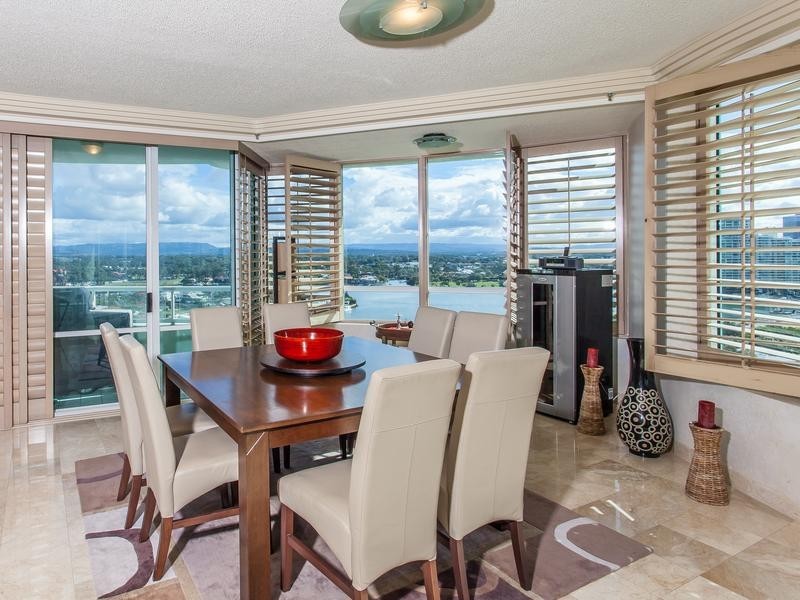 49/3 TEDDER AVENUE, Main Beach QLD 4217