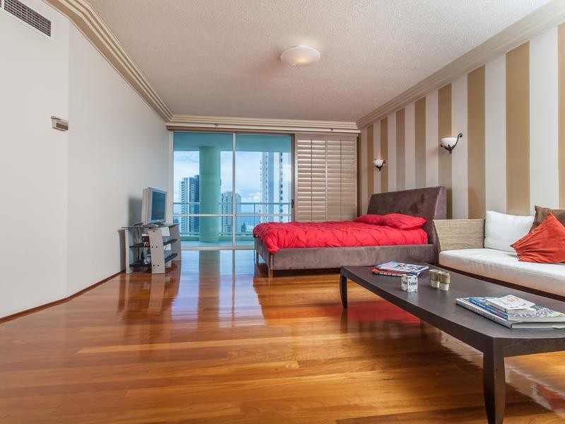 49/3 TEDDER AVENUE, Main Beach QLD 4217