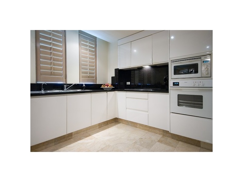 49/3 TEDDER AVENUE, Main Beach QLD 4217