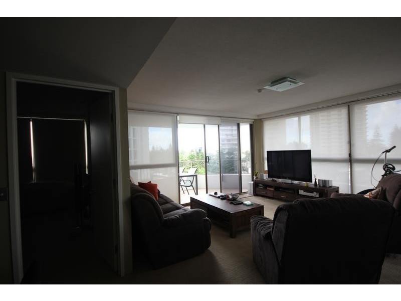 9/3652 Main Beach Parade, Main Beach QLD 4217