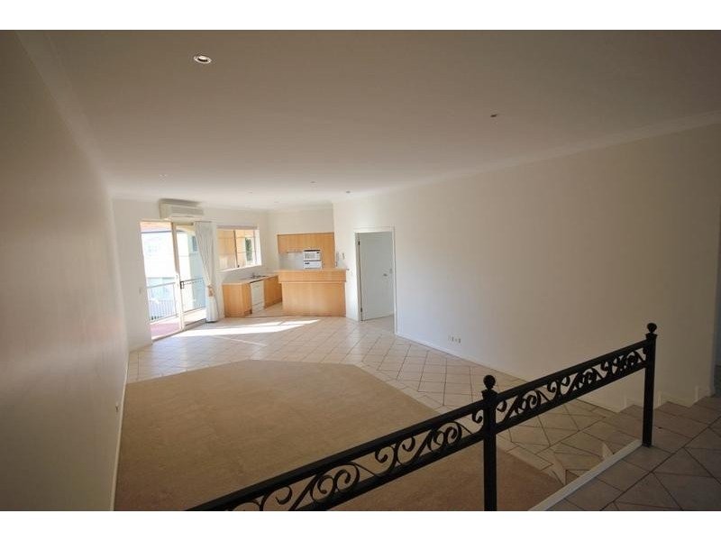 24/34-28 Woodroffe Avenue, Main Beach QLD 4217