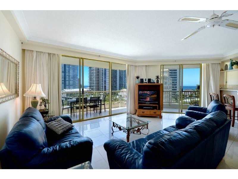 63/1 Serisier Avenue, Main Beach QLD 4217