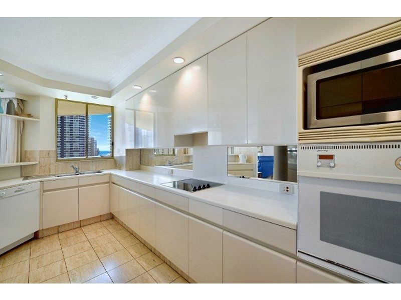 63/1 Serisier Avenue, Main Beach QLD 4217