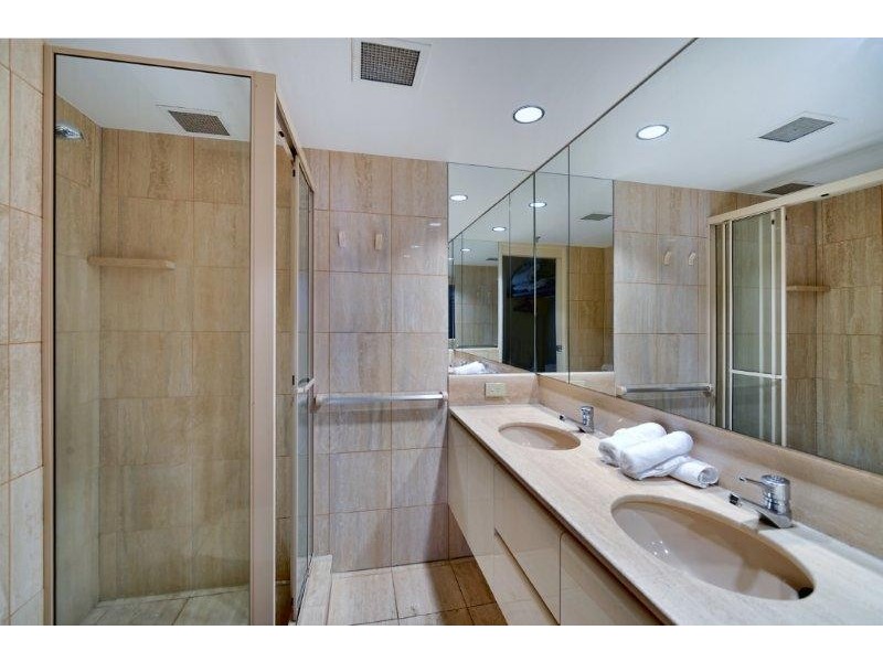 63/1 Serisier Avenue, Main Beach QLD 4217