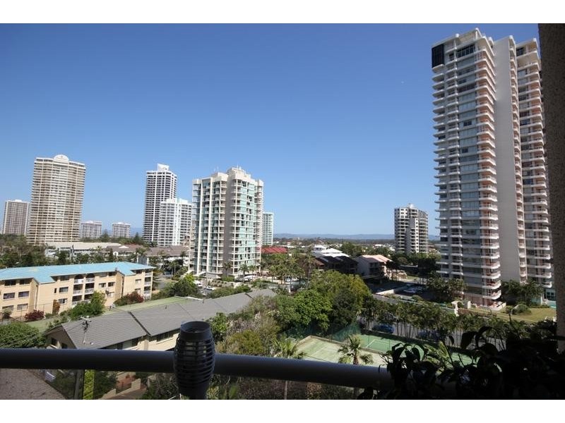 21/59 Pacific Street, Main Beach QLD 4217