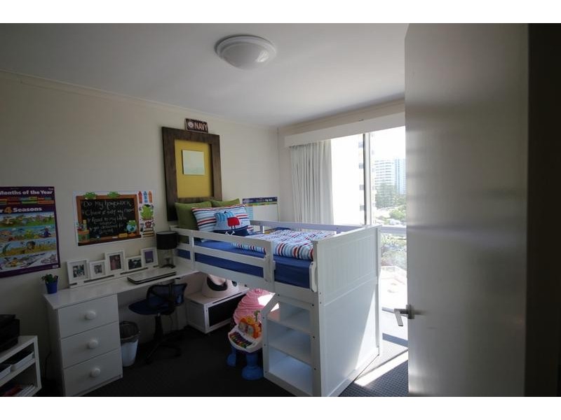 21/59 Pacific Street, Main Beach QLD 4217