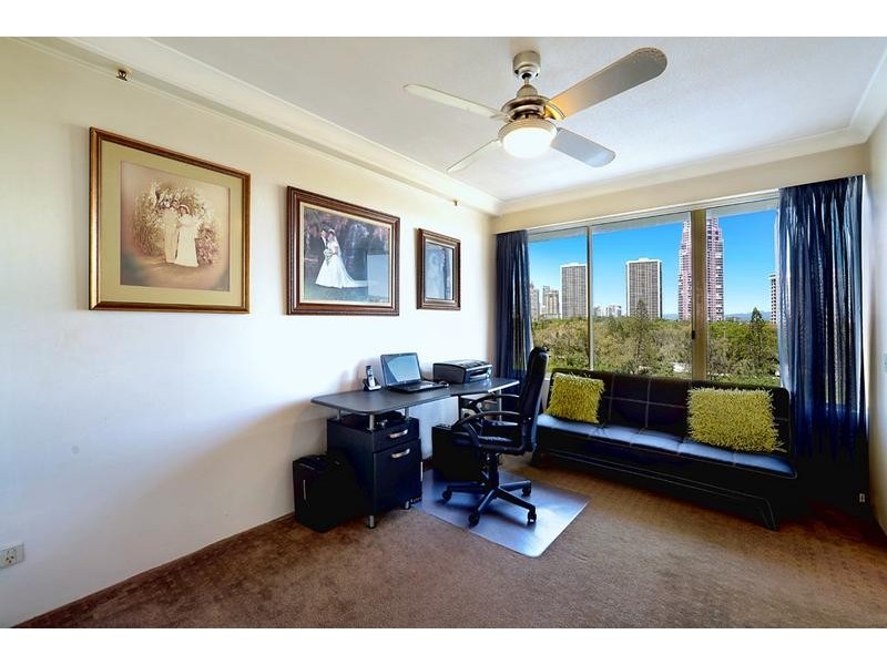 51/1 SERISIER AVENUE, Main Beach QLD 4217