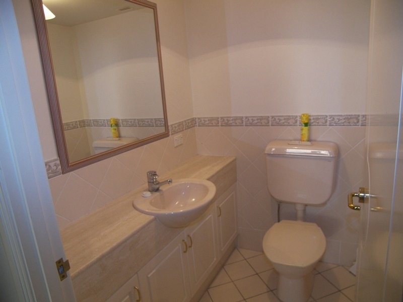 14/5-7 Cronin Ave, Main Beach QLD 4217