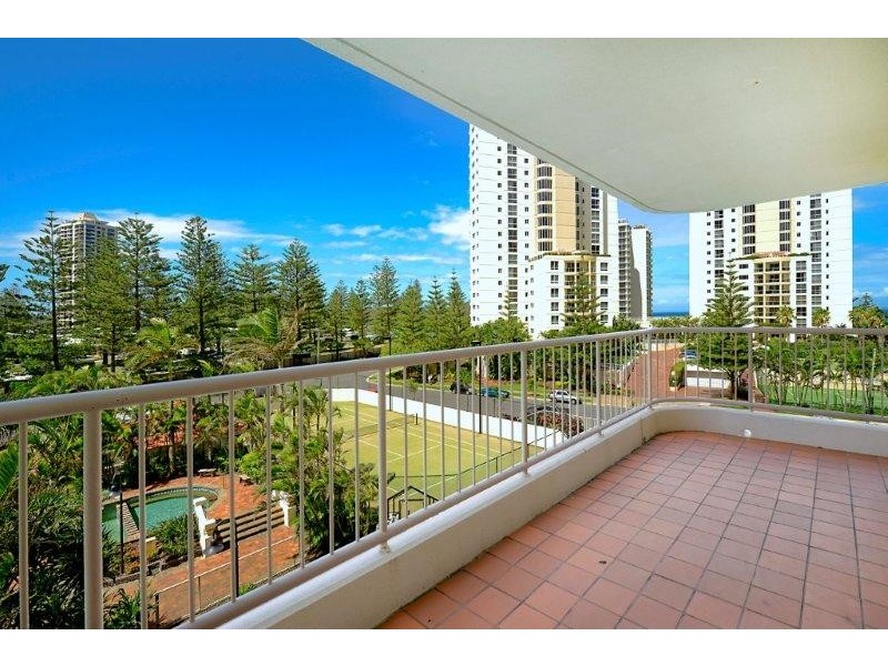 402/1 PEAK AVENUE, Main Beach QLD 4217