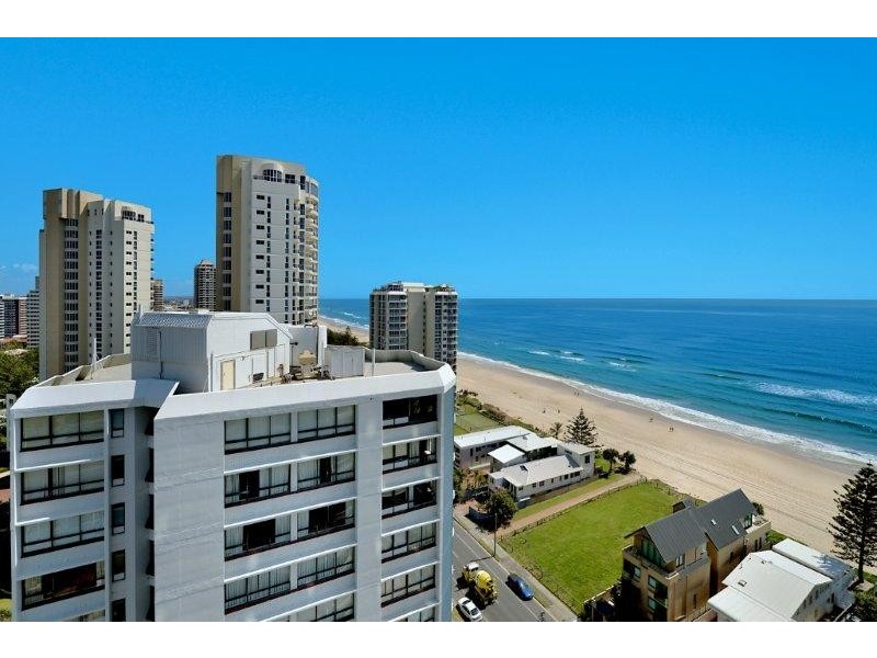 5 WOODROFFE AVENUE, Main Beach QLD 4217