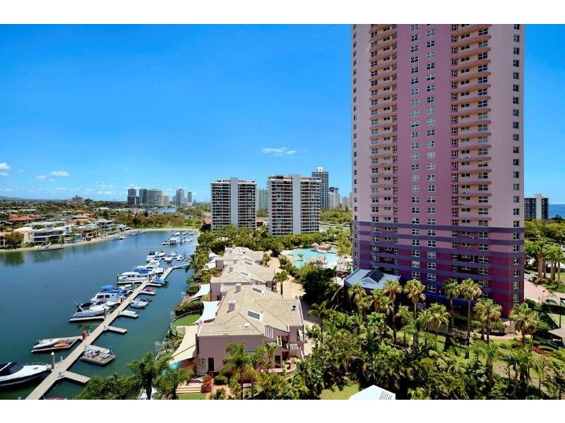 5 ADMIRALTY DRIVE, Paradise Waters QLD 4217