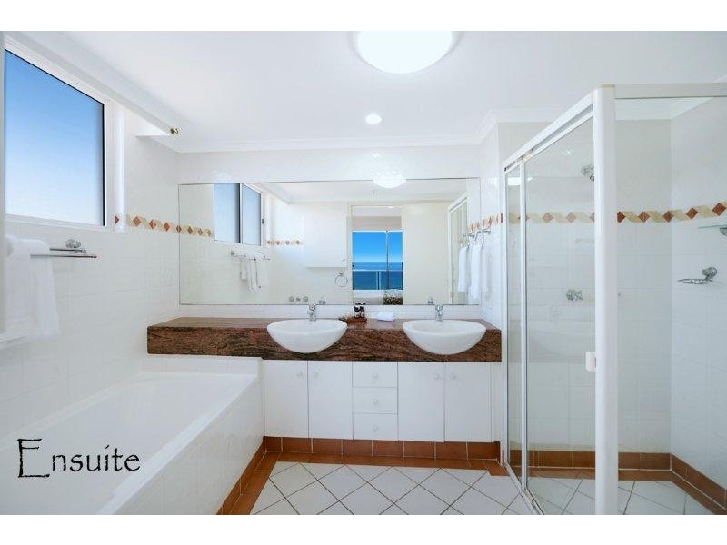 XANADU 59 PACIFIC STREET, Main Beach QLD 4217