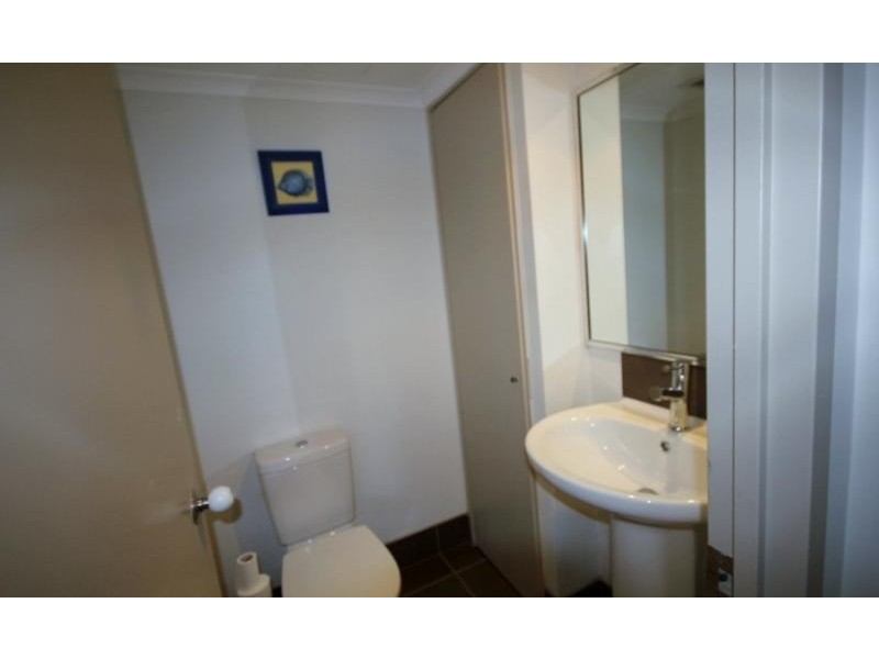 2 Admiralty Drive, Surfers Paradise QLD 4217