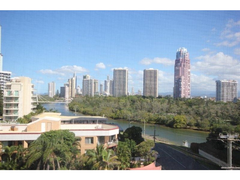 15 Pacific, Main Beach QLD 4217
