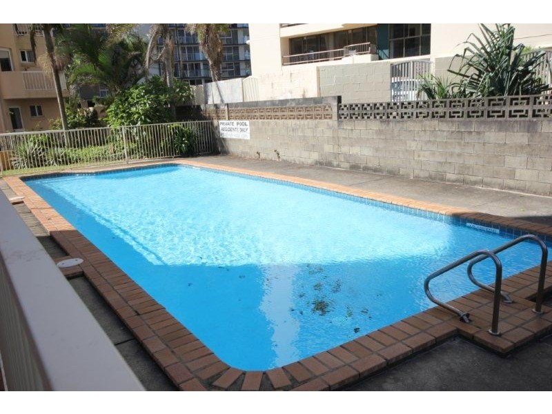 15 Pacific, Main Beach QLD 4217