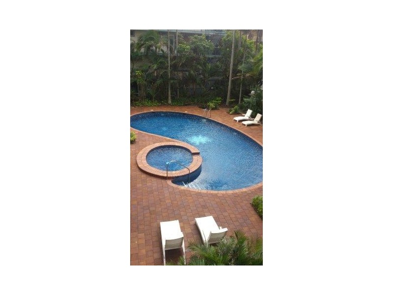 67 Ferny Avenue, Surfers Paradise QLD 4217