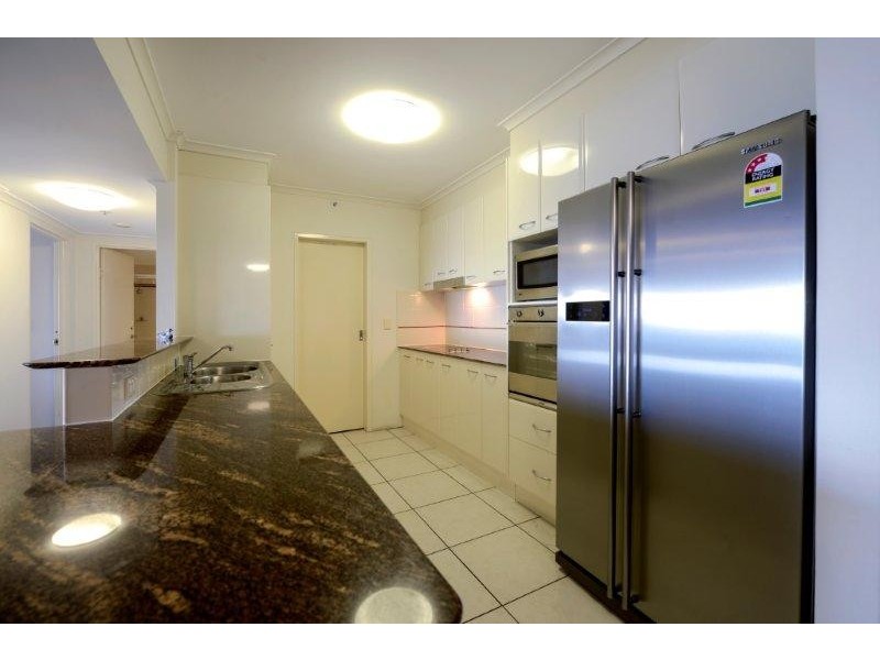 1 Hughes Avenue, Main Beach QLD 4217