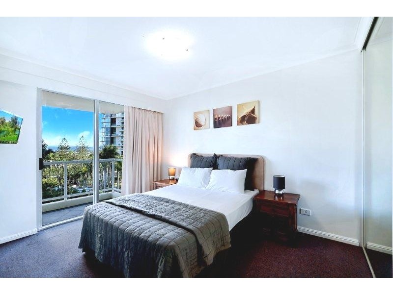 15 BREAKER STREET, Main Beach QLD 4217