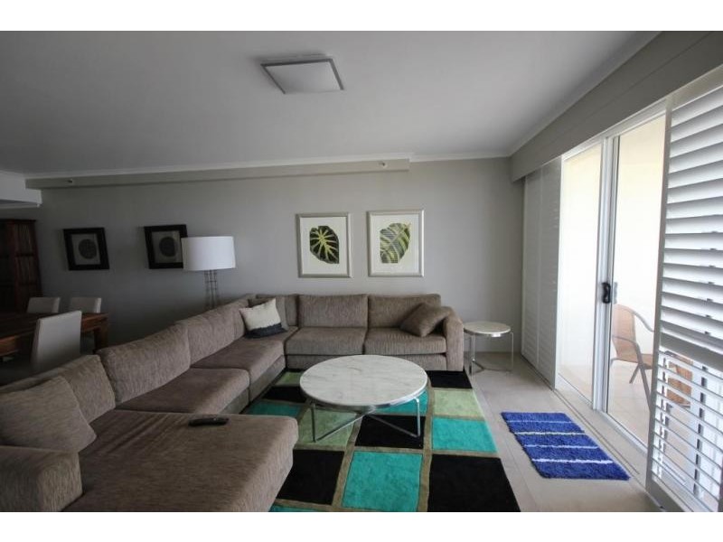 59 Pacific Street, Main Beach QLD 4217