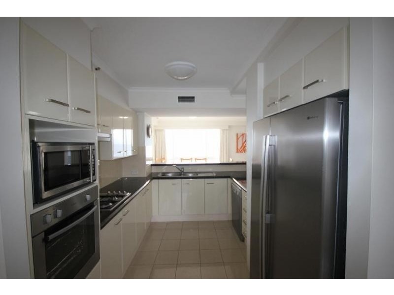 117/59 Pacific, Main Beach QLD 4217