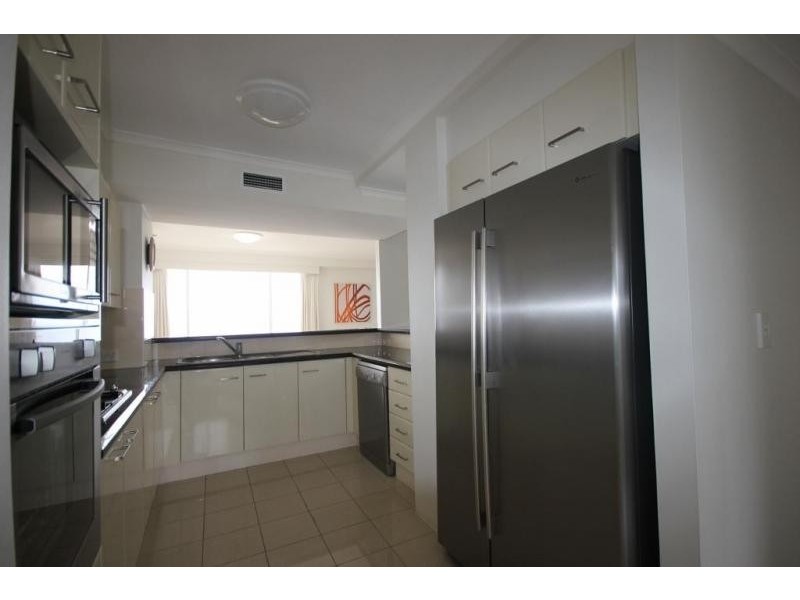 117/59 Pacific, Main Beach QLD 4217