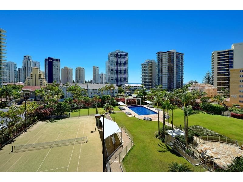 1 SERISIER AVENUE, Main Beach QLD 4217