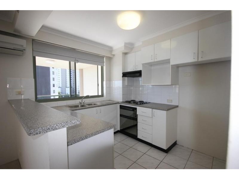 Meriton – Woodroffe Avenue, Main Beach QLD 4217