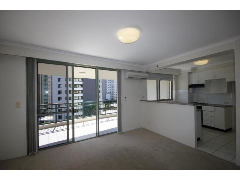 Meriton – Woodroffe Avenue, Main Beach QLD 4217