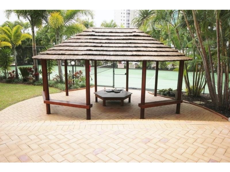 Meriton – Woodroffe Avenue, Main Beach QLD 4217