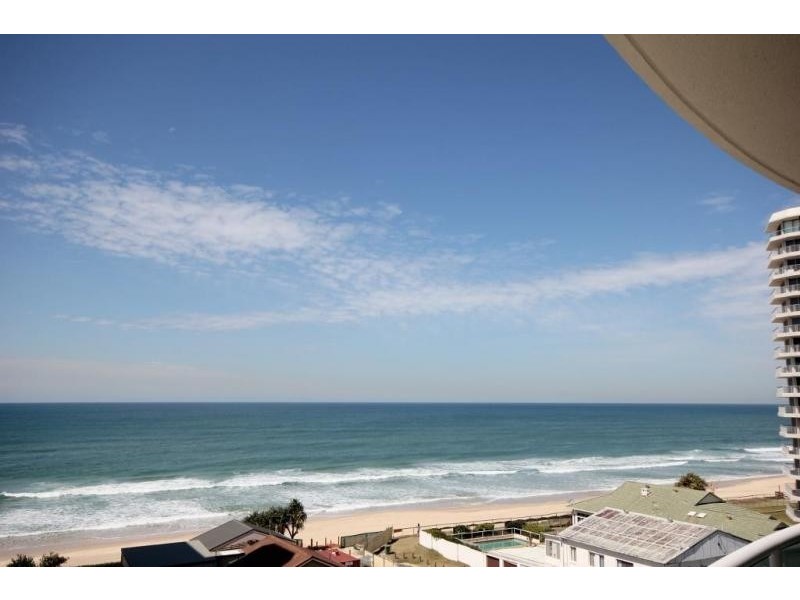 5 Woodroffe Avenue, Main Beach QLD 4217