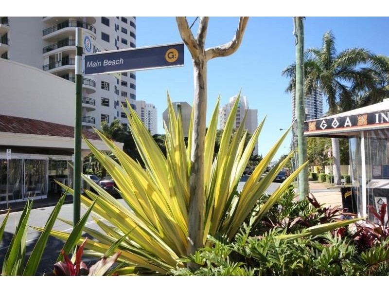 53 Cronin Avenue, Main Beach QLD 4217