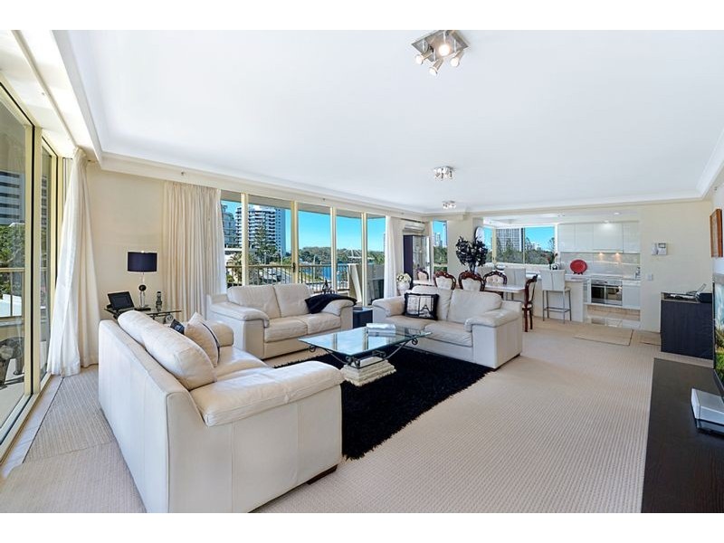 Contessa 1 Serisier Avenue, Main Beach QLD 4217
