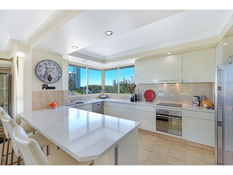 Contessa 1 Serisier Avenue, Main Beach QLD 4217